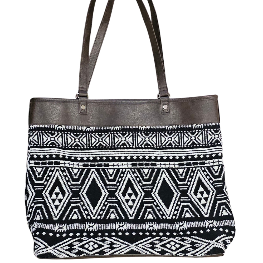 NWOT Thirty One 31 Reversible Tote Bag Rio Weave Black and White 14"x5"x17"